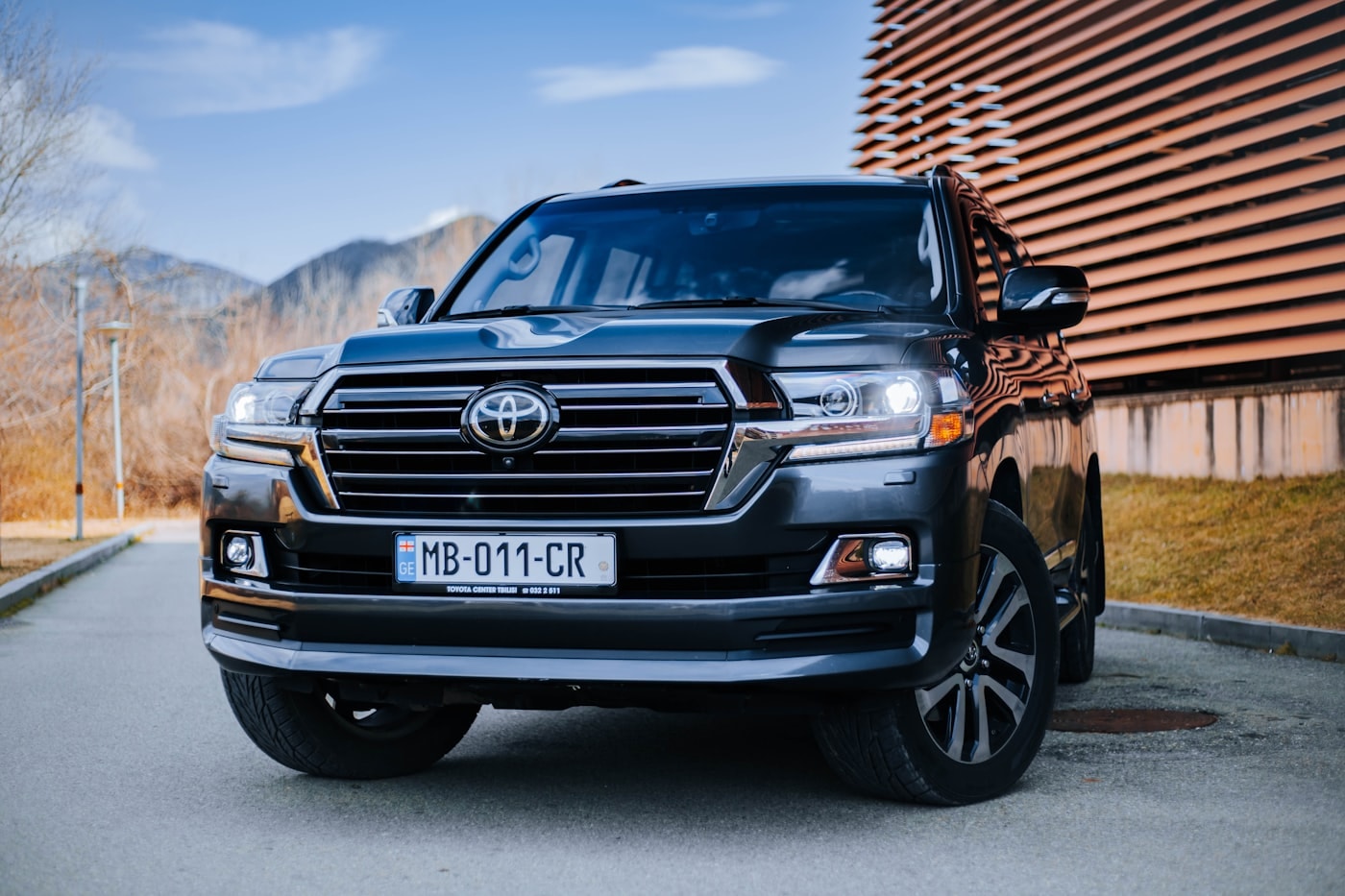 2019 Toyota Land Cruiser